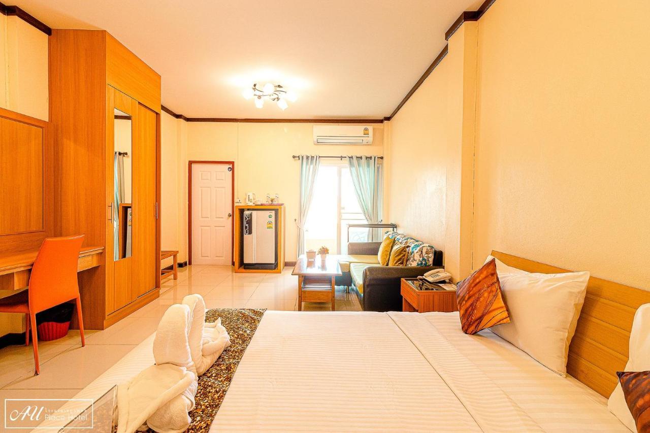 Au Place Hotel Loei Bagian luar foto