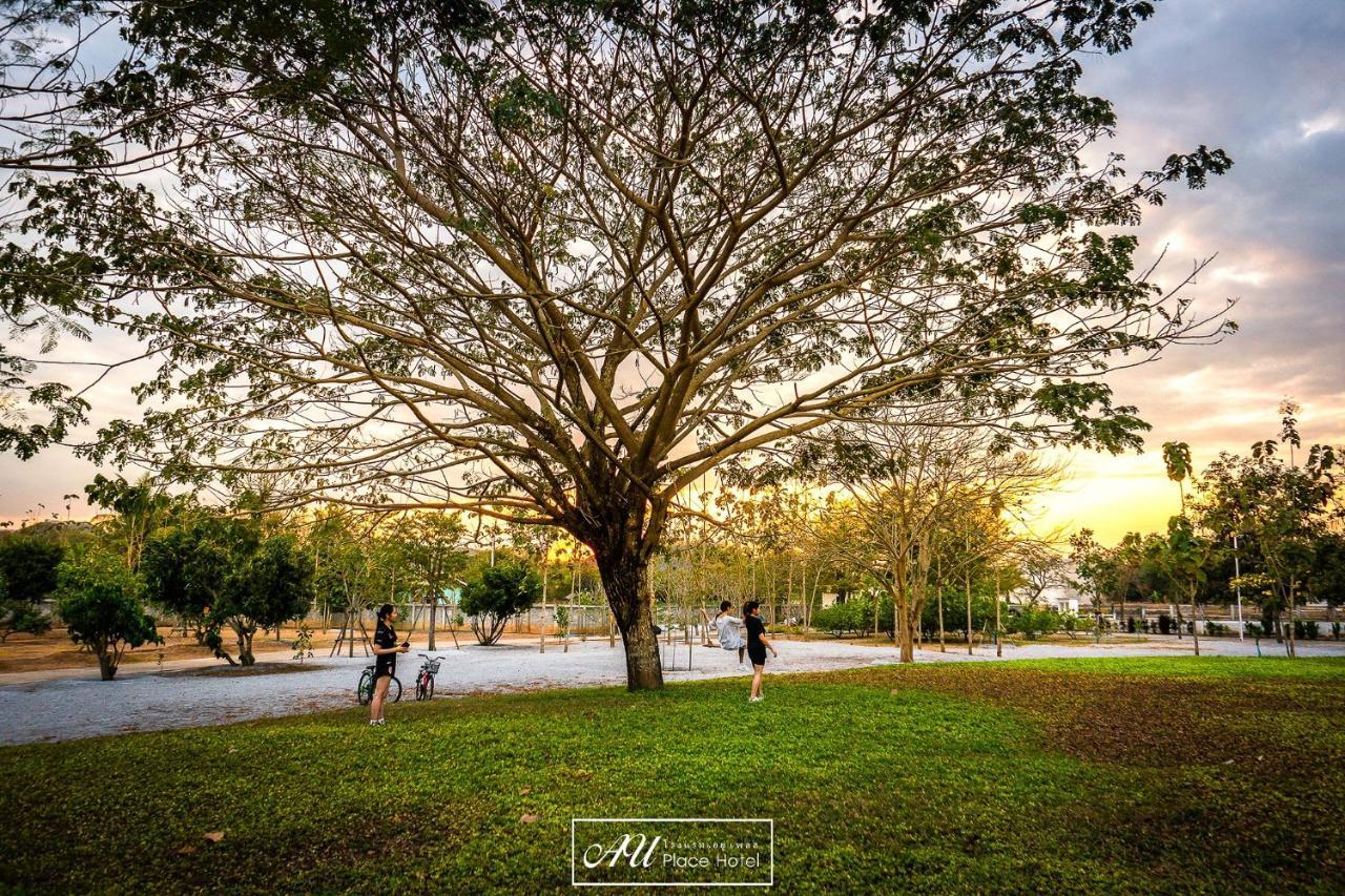 Au Place Hotel Loei Bagian luar foto