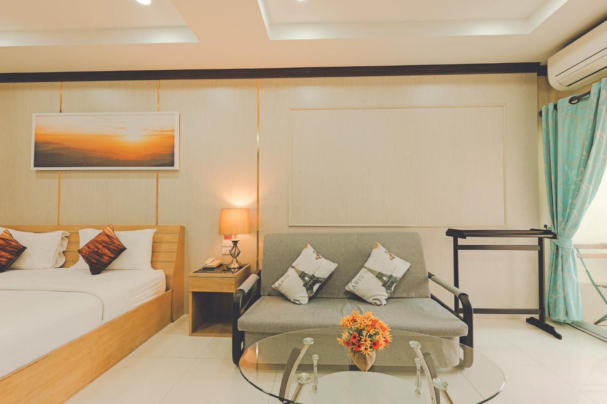 Au Place Hotel Loei Bagian luar foto