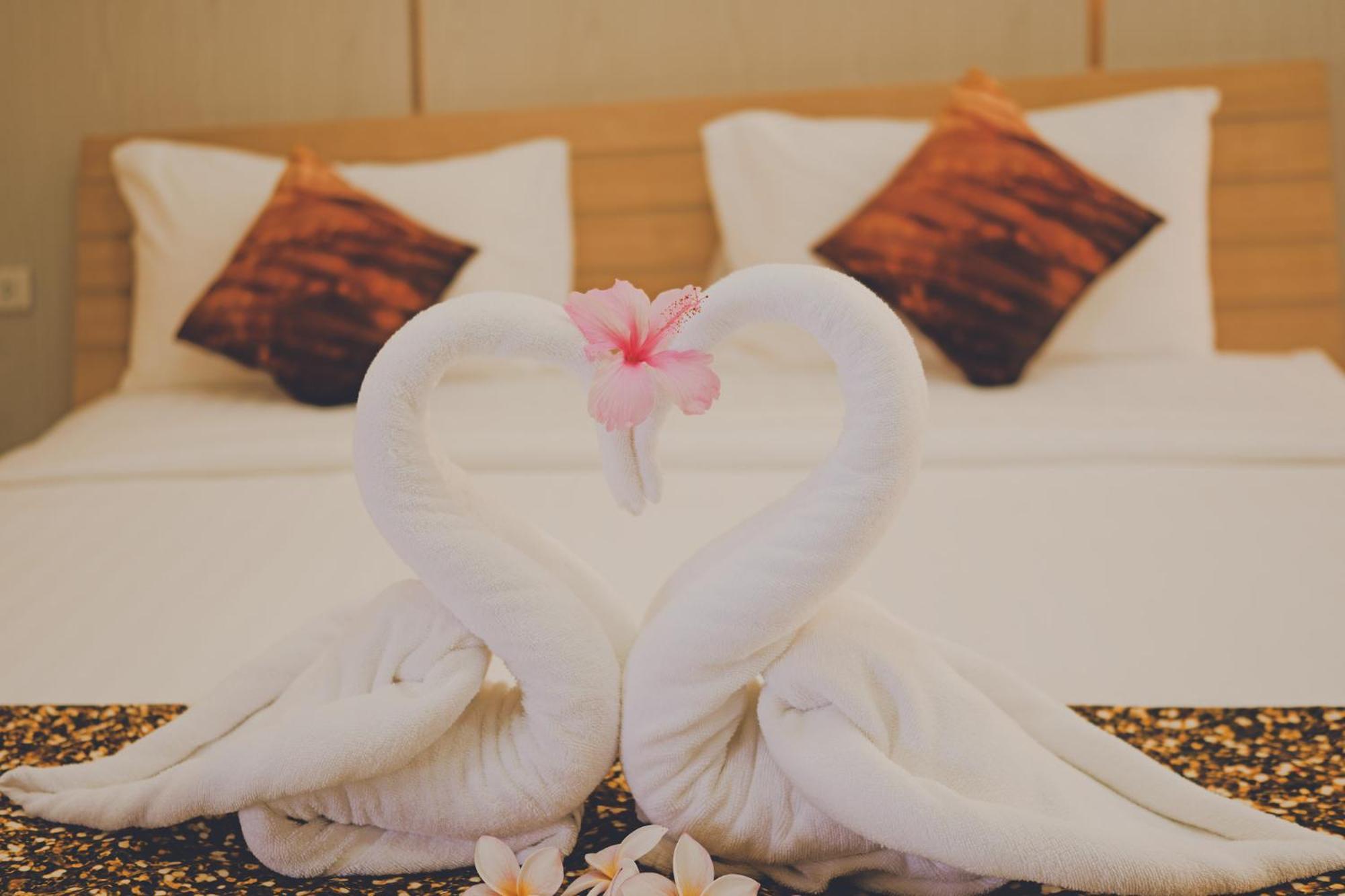 Au Place Hotel Loei Bagian luar foto